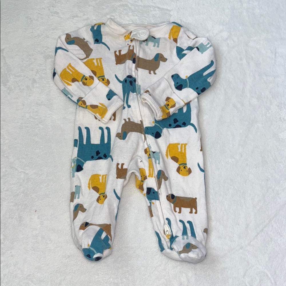 Carters One Piece with Dog graphic Foote/ sleeper